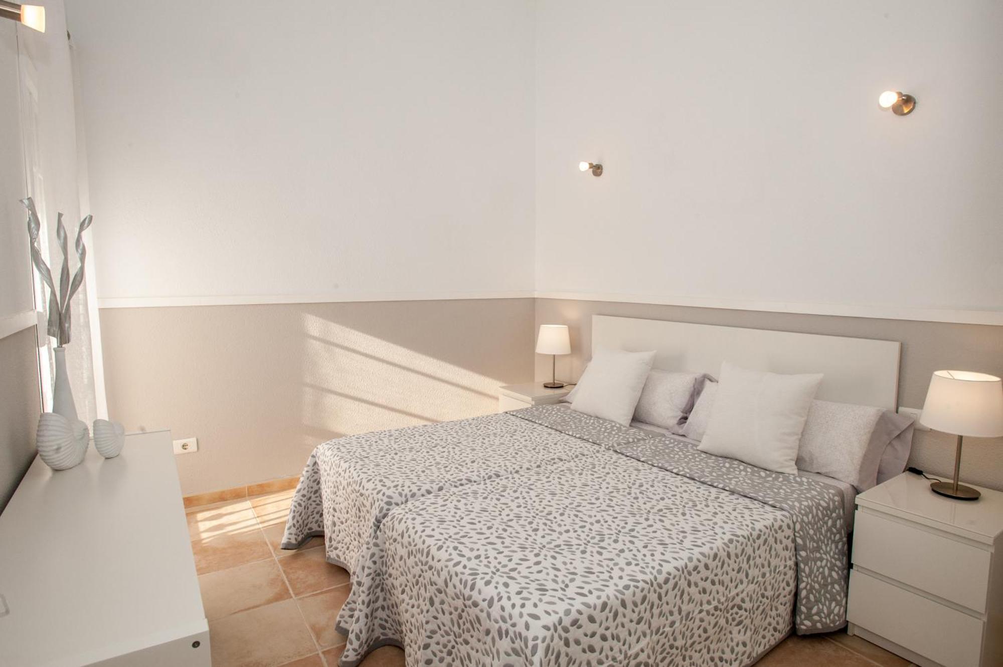 אדחה Villa Vanesa Luxury Private Villa With A Heated Pool, 4 Bedrooms And 4 Bathrooms מראה חיצוני תמונה