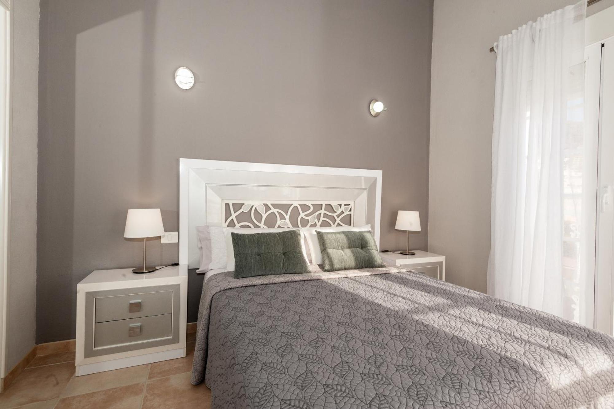 אדחה Villa Vanesa Luxury Private Villa With A Heated Pool, 4 Bedrooms And 4 Bathrooms מראה חיצוני תמונה