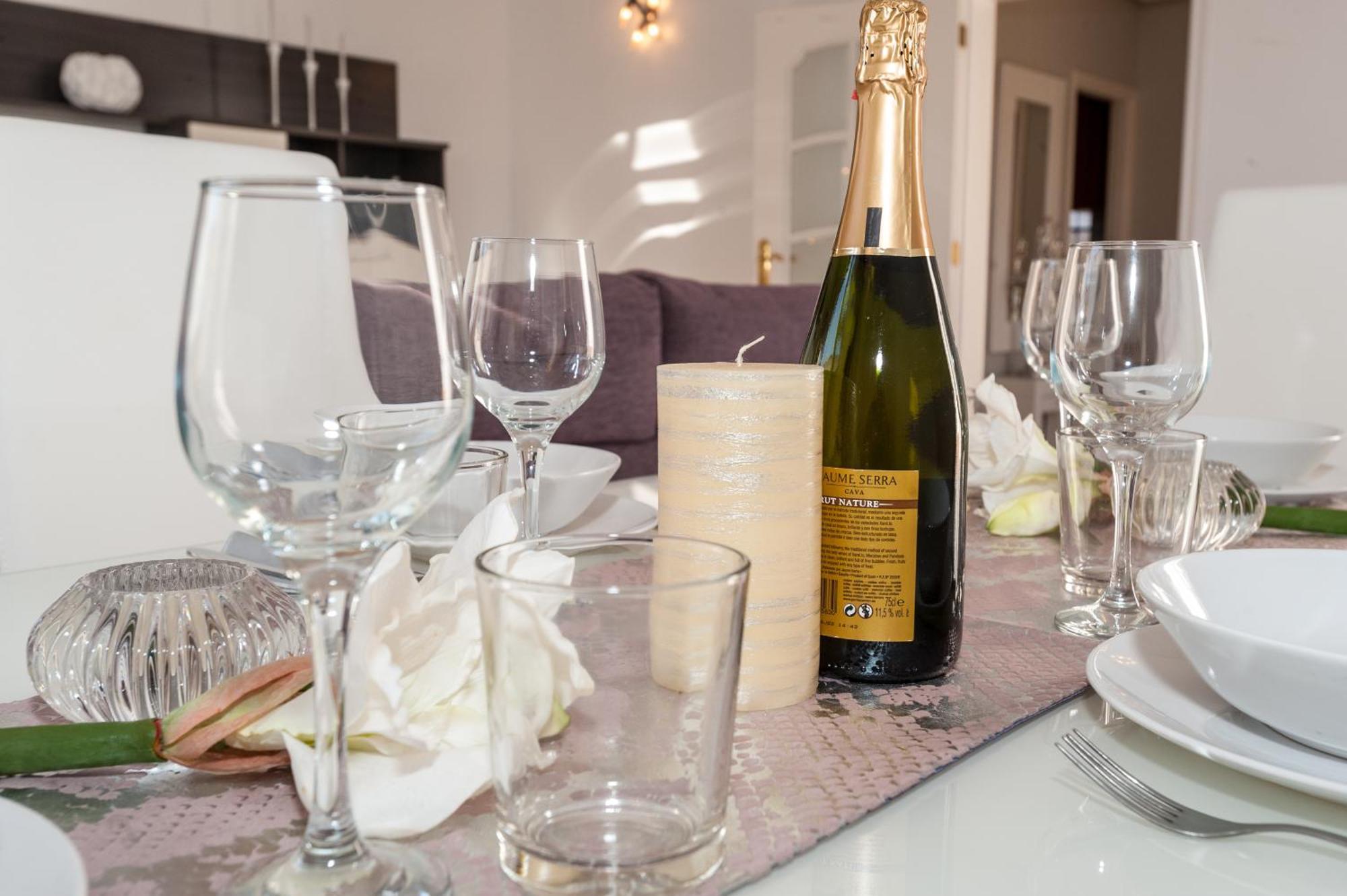 אדחה Villa Vanesa Luxury Private Villa With A Heated Pool, 4 Bedrooms And 4 Bathrooms מראה חיצוני תמונה