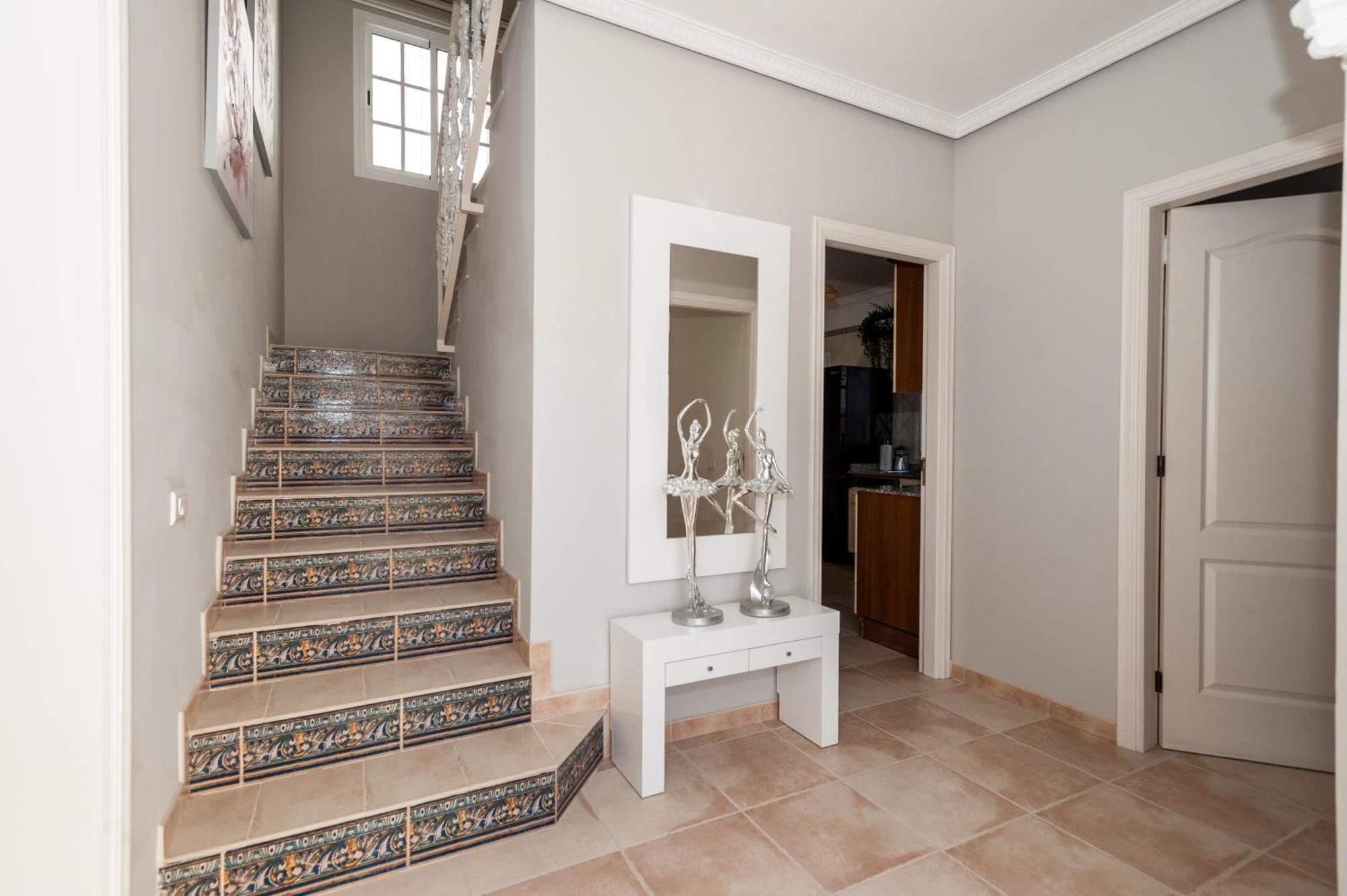 אדחה Villa Vanesa Luxury Private Villa With A Heated Pool, 4 Bedrooms And 4 Bathrooms מראה חיצוני תמונה