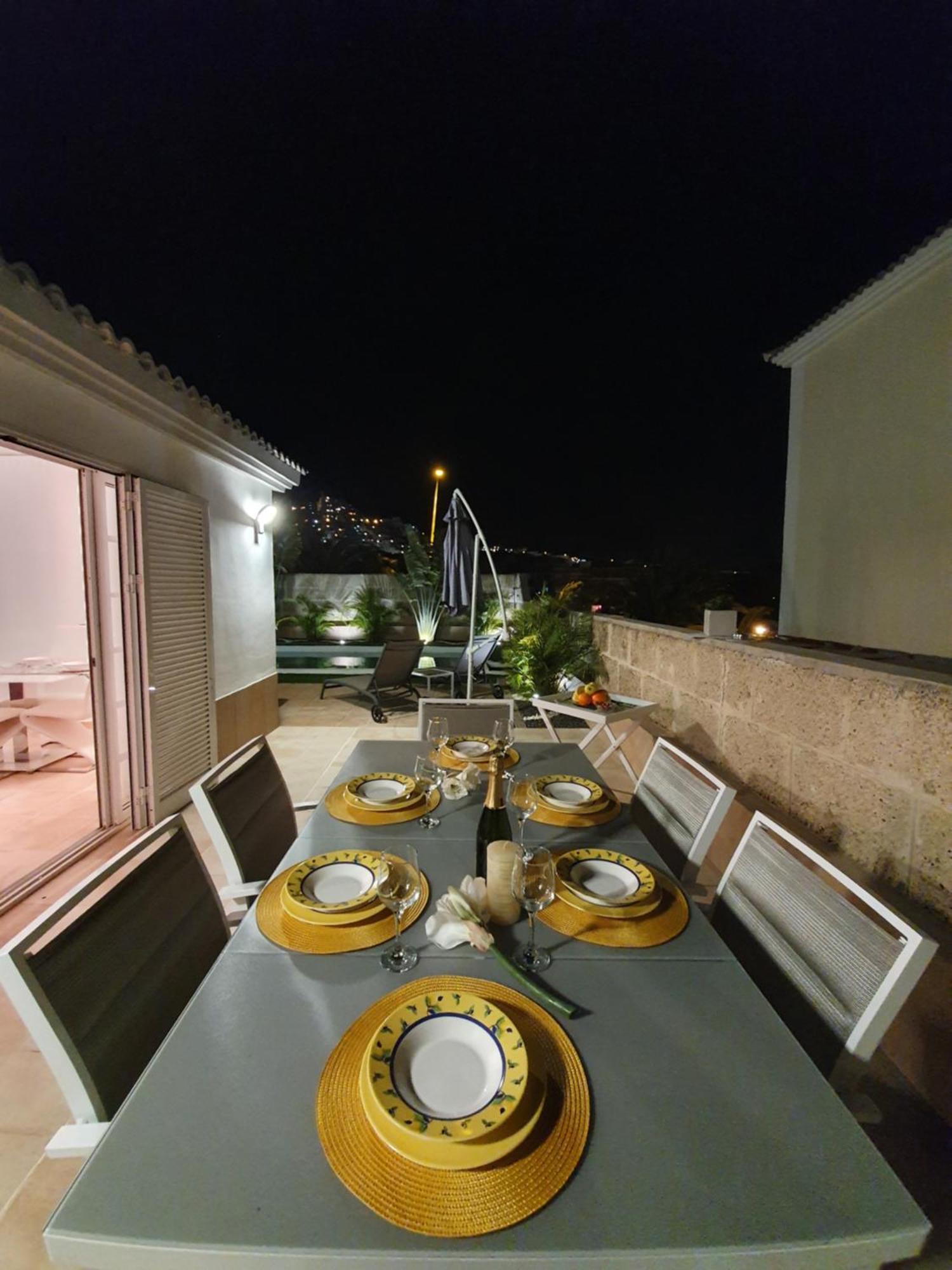 אדחה Villa Vanesa Luxury Private Villa With A Heated Pool, 4 Bedrooms And 4 Bathrooms מראה חיצוני תמונה