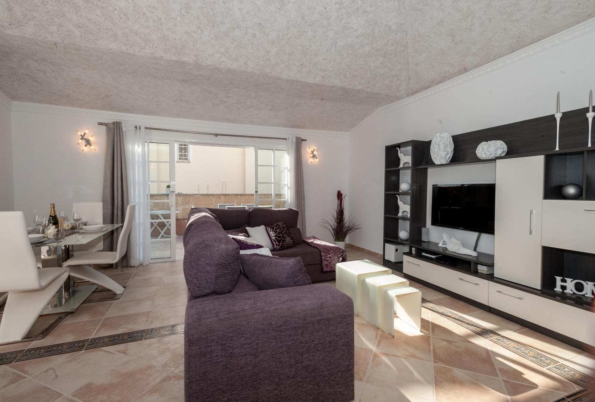 אדחה Villa Vanesa Luxury Private Villa With A Heated Pool, 4 Bedrooms And 4 Bathrooms מראה חיצוני תמונה