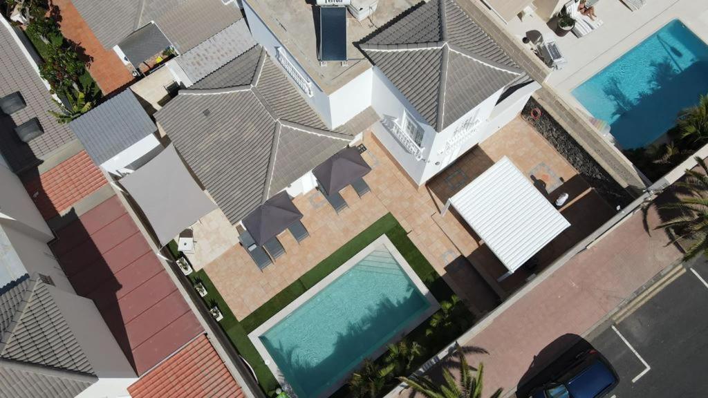 אדחה Villa Vanesa Luxury Private Villa With A Heated Pool, 4 Bedrooms And 4 Bathrooms מראה חיצוני תמונה