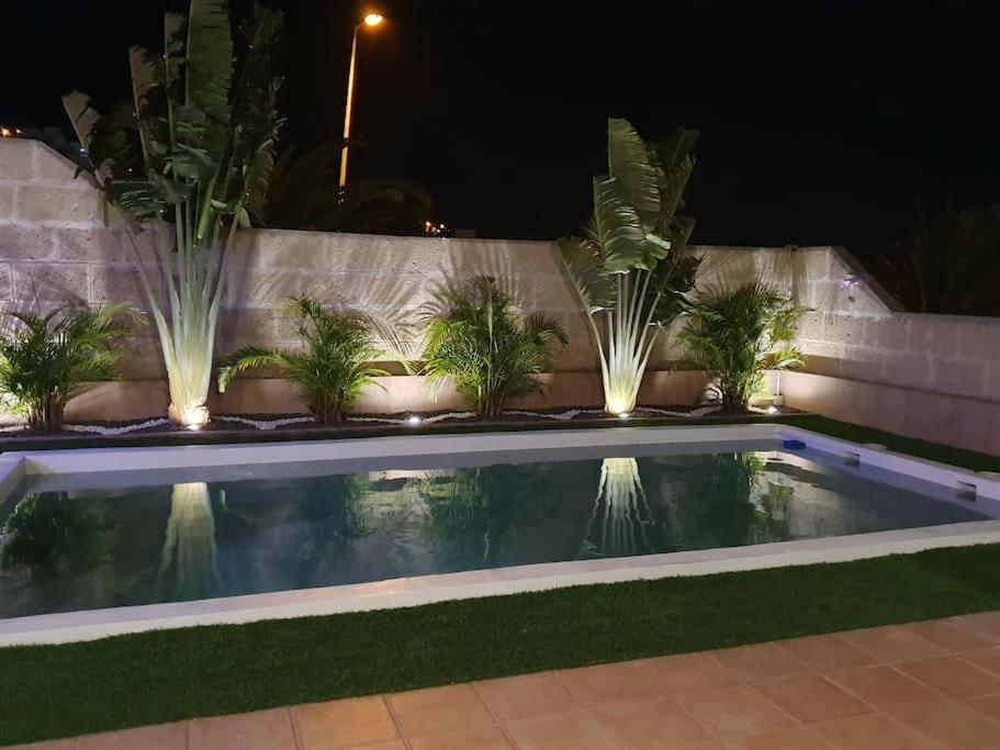 אדחה Villa Vanesa Luxury Private Villa With A Heated Pool, 4 Bedrooms And 4 Bathrooms מראה חיצוני תמונה