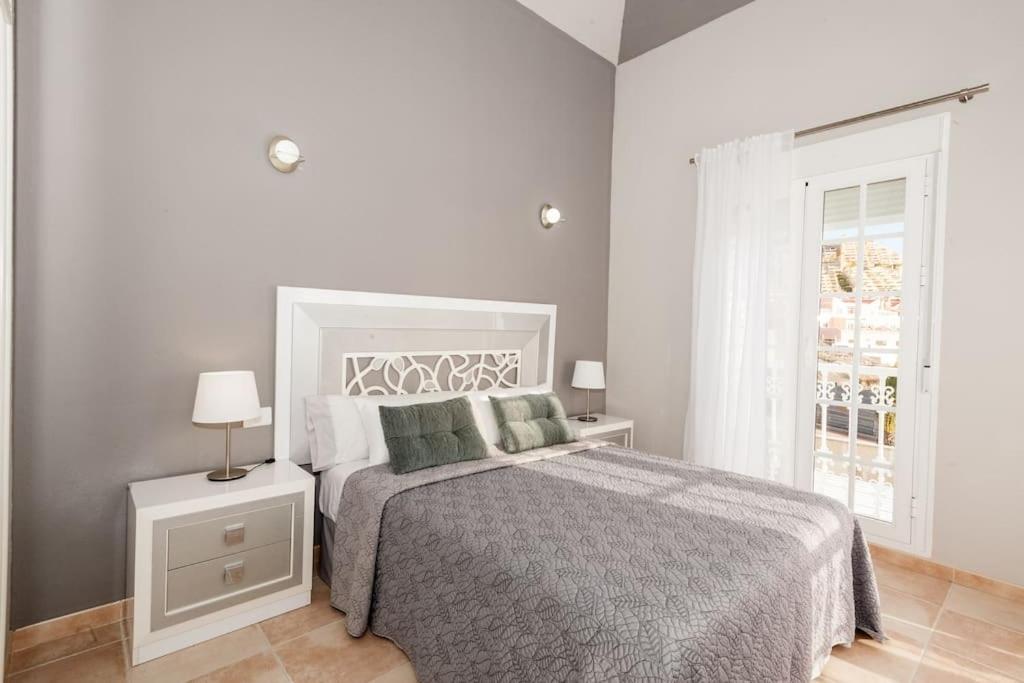 אדחה Villa Vanesa Luxury Private Villa With A Heated Pool, 4 Bedrooms And 4 Bathrooms מראה חיצוני תמונה