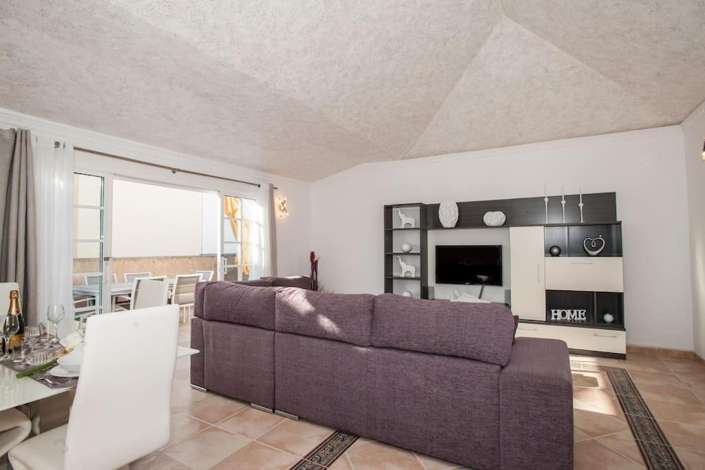 אדחה Villa Vanesa Luxury Private Villa With A Heated Pool, 4 Bedrooms And 4 Bathrooms מראה חיצוני תמונה