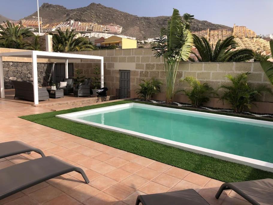 אדחה Villa Vanesa Luxury Private Villa With A Heated Pool, 4 Bedrooms And 4 Bathrooms מראה חיצוני תמונה